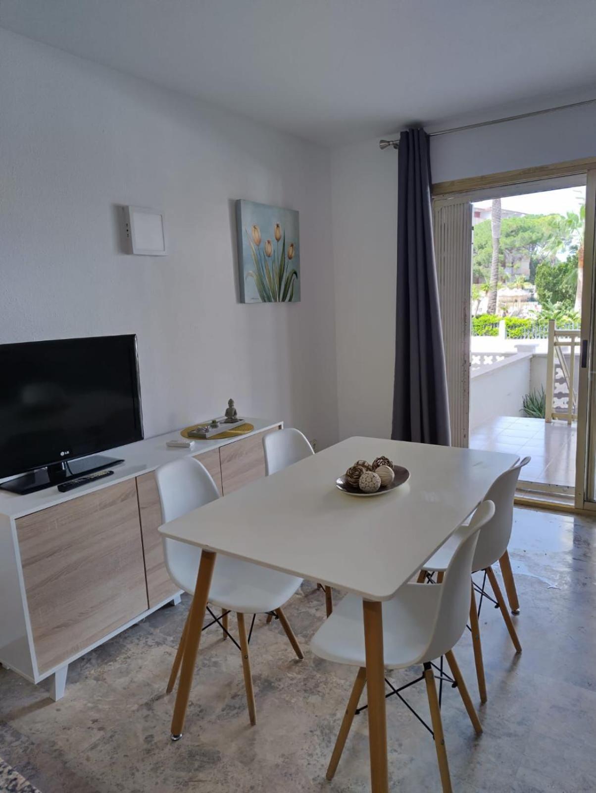 דירות סאלו Cala Dorada מראה חיצוני תמונה