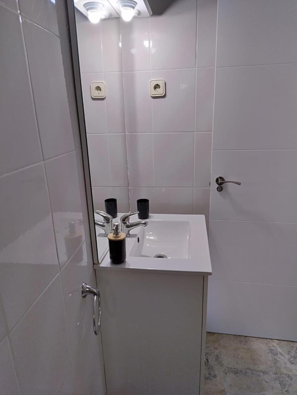 דירות סאלו Cala Dorada מראה חיצוני תמונה